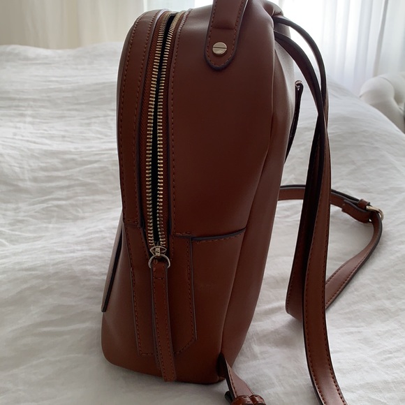 UO BROWN BACKPACK - Picture 3 of 8